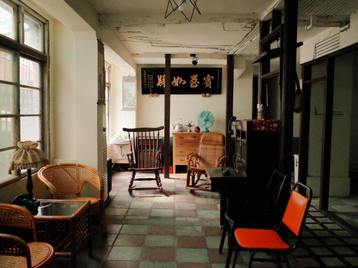 Neat Hostel Ταϊνάν Εξωτερικό φωτογραφία